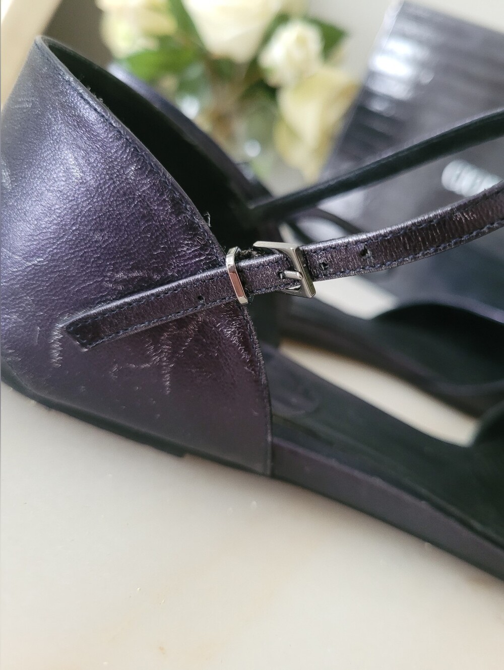 Giorgio Armani Pointed Toe Ankle-Strap Flats Black/Purple Sheen IT 39.5/US 9.5 - Picture 11 of 16